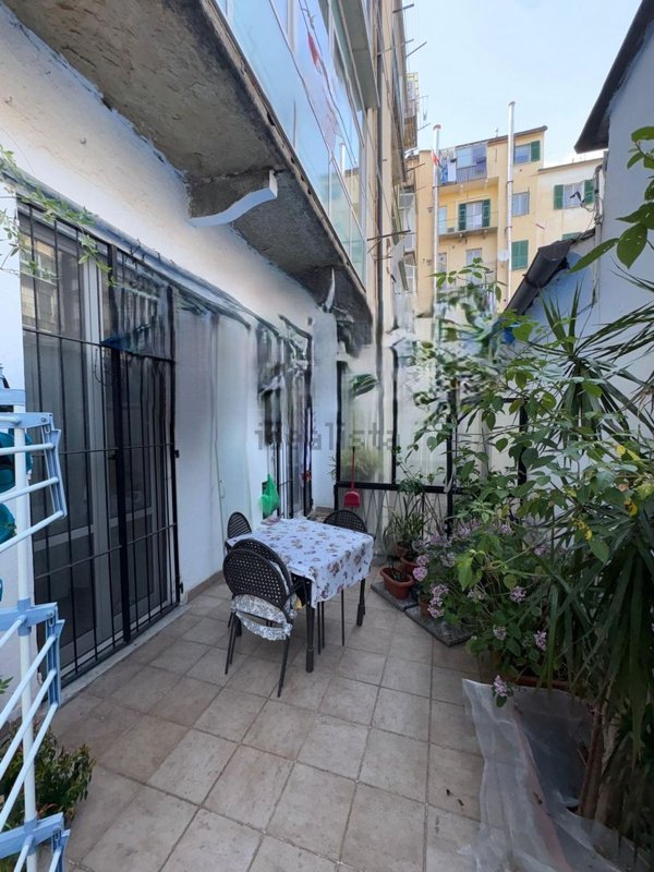 appartamento in vendita a Savona in zona Centro Storico