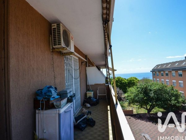 appartamento in vendita a Savona in zona Madonna del Monte