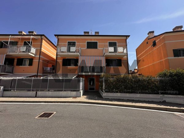 appartamento in vendita a Savona in zona Madonna del Monte