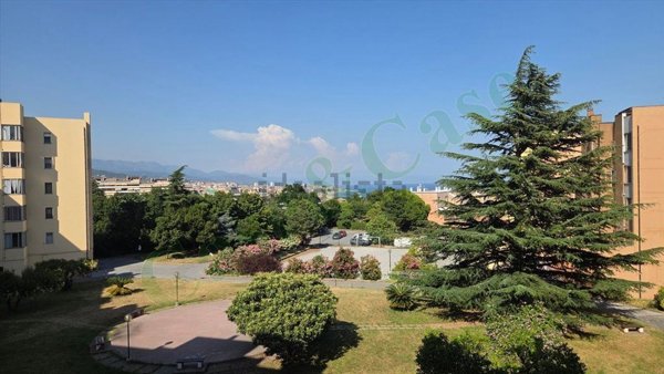 appartamento in vendita a Savona in zona Madonna del Monte