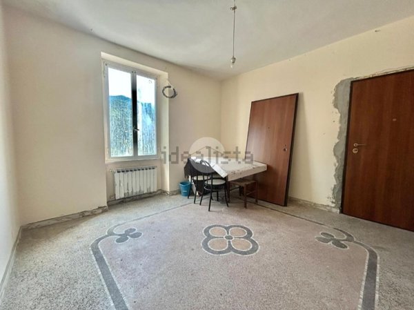appartamento in vendita a Savona in zona Santuario