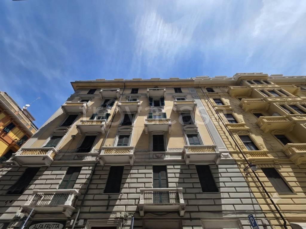 appartamento in vendita a Savona in zona Centro Storico