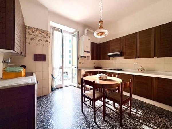 appartamento in vendita a Savona in zona Centro Storico