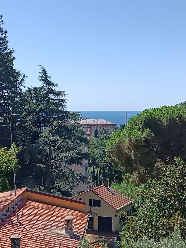 appartamento in vendita a Savona in zona Centro Storico