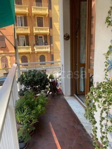 appartamento in vendita a Savona in zona Centro Storico