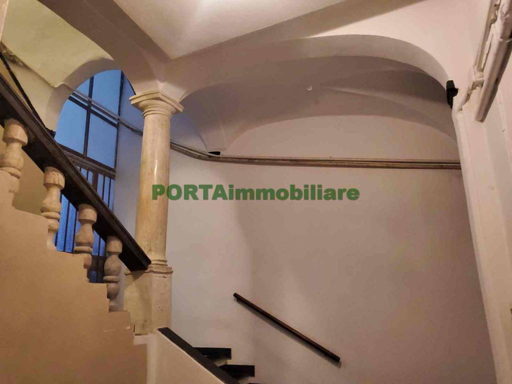 appartamento in vendita a Savona in zona Centro Storico
