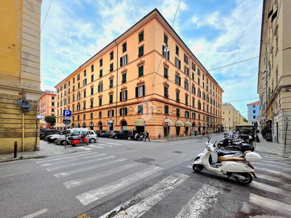 appartamento in vendita a Savona in zona Centro Storico