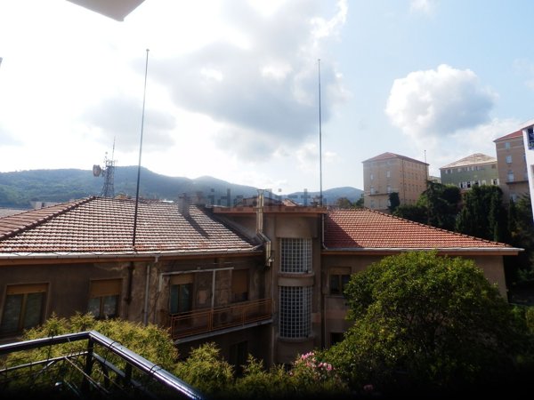 appartamento in vendita a Savona in zona Centro Storico