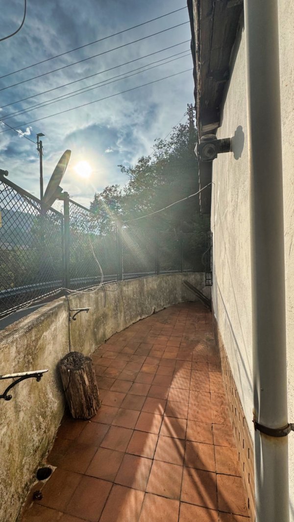 casa indipendente in vendita a Savona in zona Marmorassi