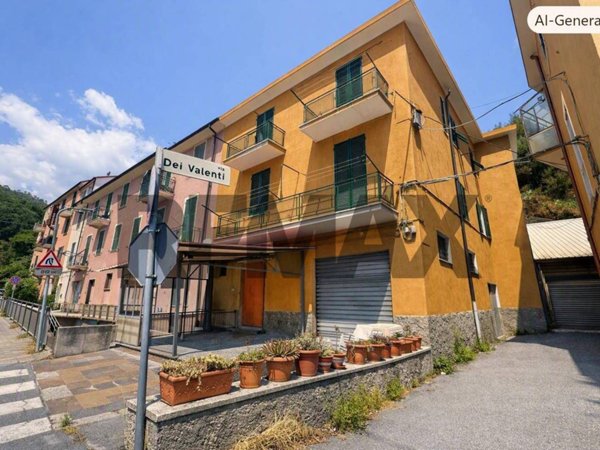 appartamento in vendita a Savona in zona Ciantagalletto