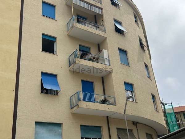 appartamento in vendita a Savona in zona Centro Storico