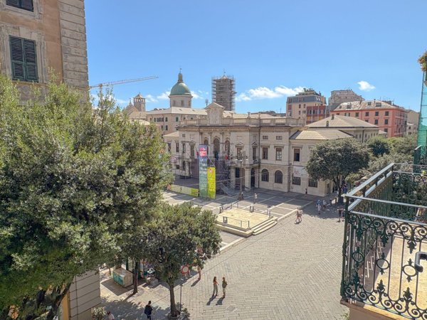 appartamento in vendita a Savona in zona Centro Storico
