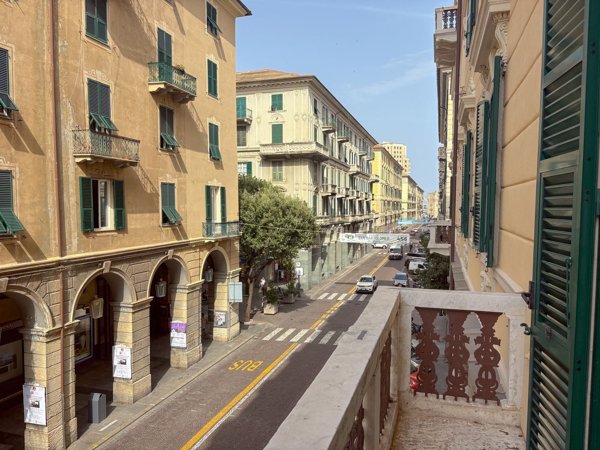 appartamento in vendita a Savona in zona Centro Storico