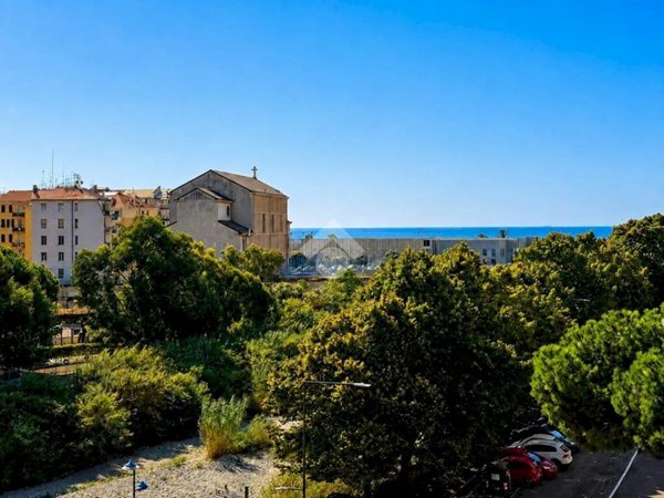 appartamento in vendita a Savona in zona Centro Storico