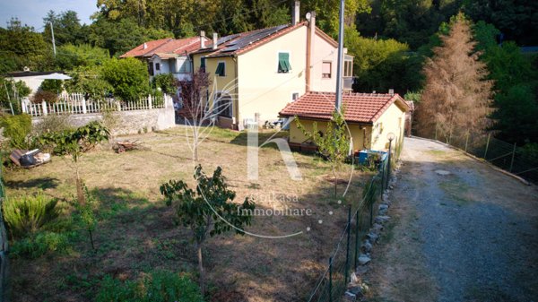 casa indipendente in vendita a Savona in zona Centro Storico