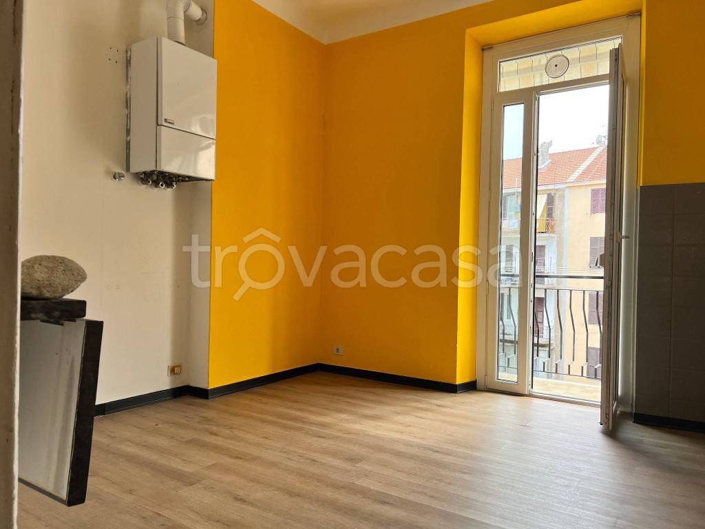 appartamento in vendita a Savona in zona Centro Storico
