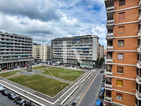 appartamento in vendita a Savona in zona Centro Storico
