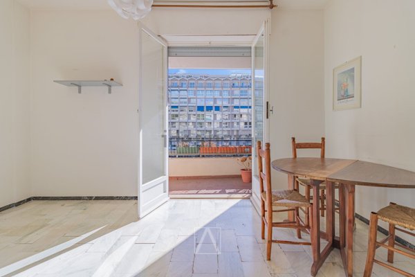 appartamento in vendita a Savona in zona Centro Storico