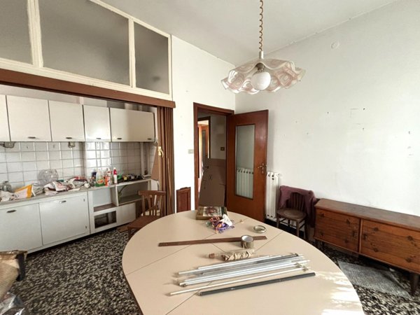 casa indipendente in vendita a Savona in zona Madonna del Monte