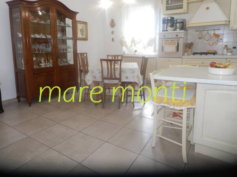 casa indipendente in vendita a Savona in zona Centro Storico
