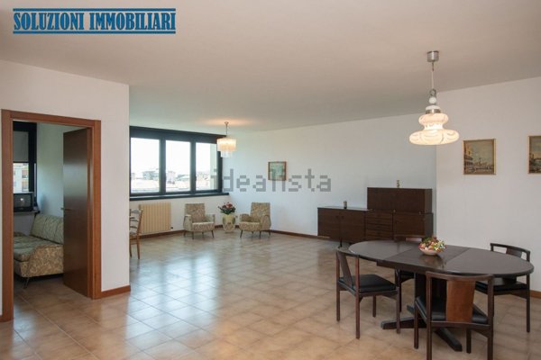 appartamento in vendita a Savona in zona Centro Storico