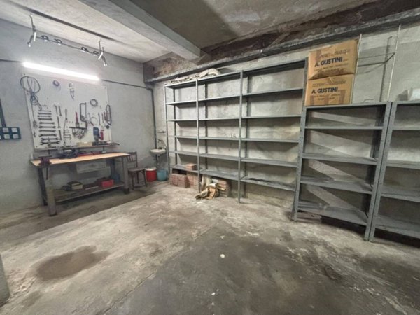 appartamento in vendita a Savona in zona Centro Storico