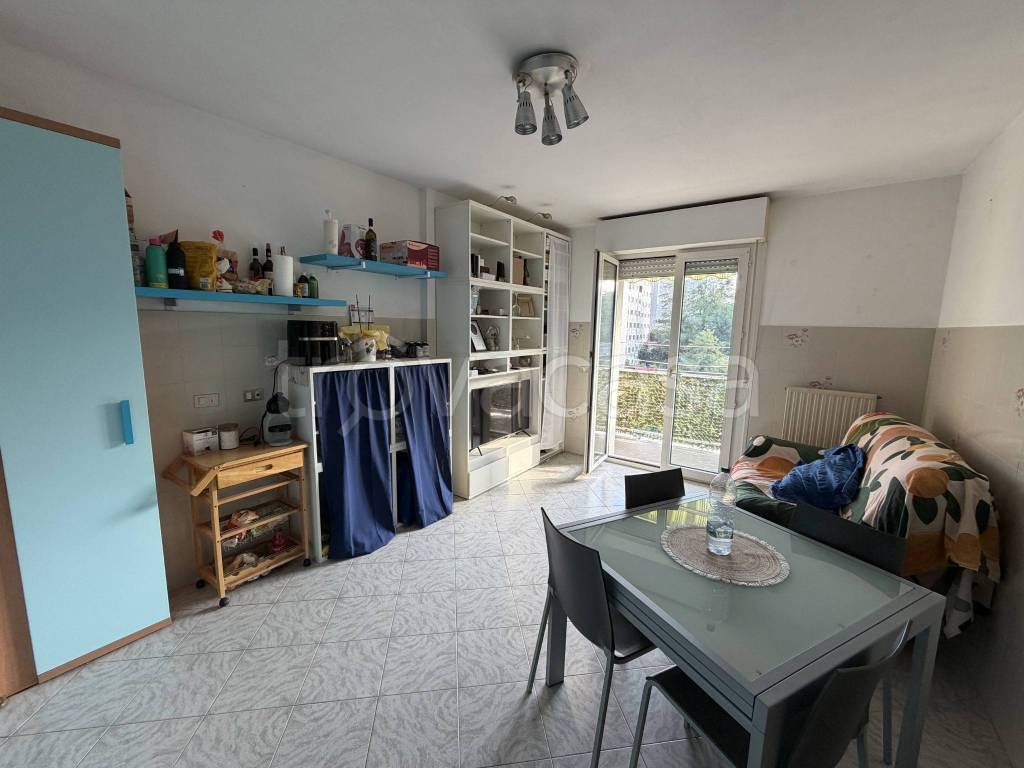 appartamento in vendita a Savona in zona Madonna del Monte