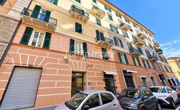 appartamento in vendita a Savona in zona Centro Storico