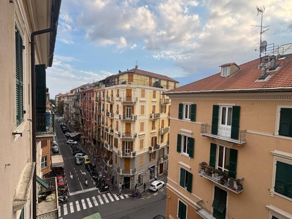 appartamento in vendita a Savona in zona Centro Storico