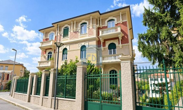 appartamento in vendita a Savona in zona Centro Storico