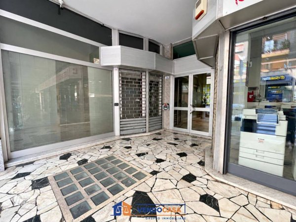 negozio in vendita a Savona