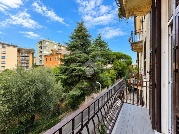 pentavano in vendita a Savona in zona Centro Storico