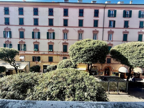 appartamento in vendita a Savona in zona Centro Storico