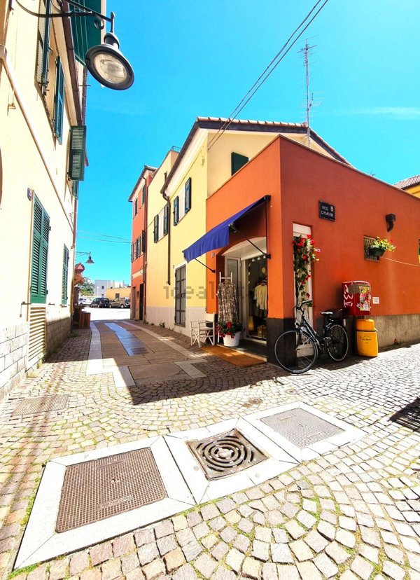 quadrivano in vendita a Spotorno