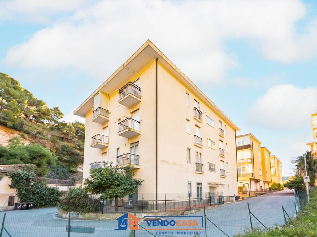appartamento in vendita a Spotorno