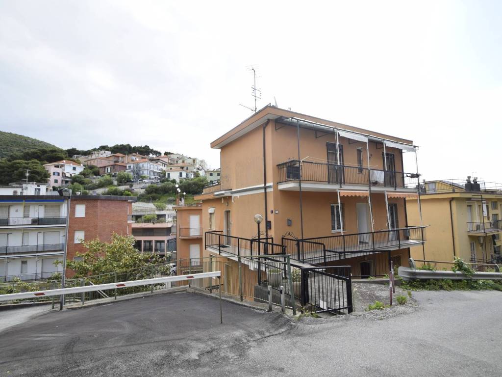 appartamento in vendita a Spotorno