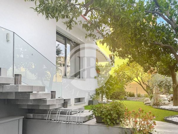 casa indipendente in vendita a Spotorno