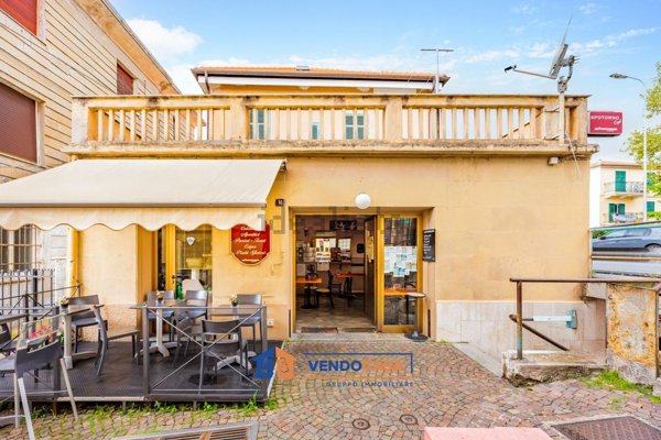 locale commerciale in vendita a Spotorno