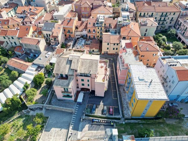appartamento in vendita a Spotorno in zona Prelo