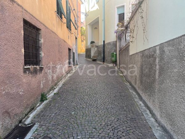 casa indipendente in vendita a Spotorno