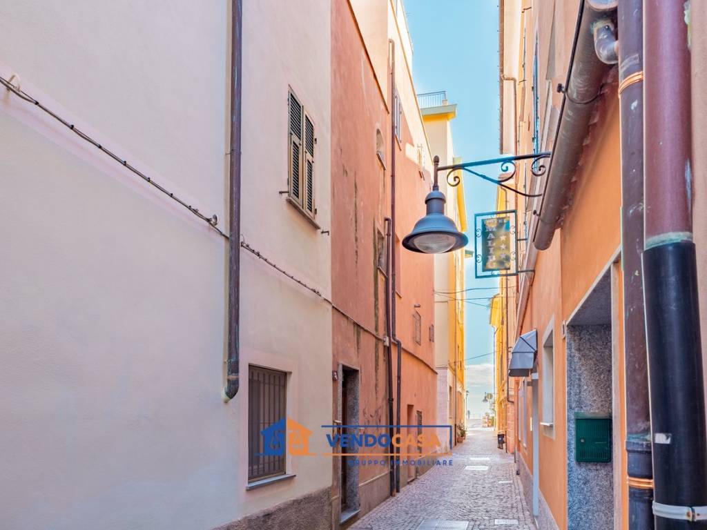 casa indipendente in vendita a Spotorno