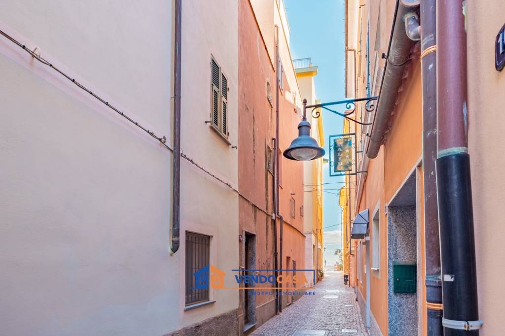 casa indipendente in vendita a Spotorno