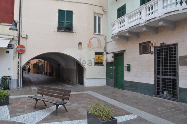 locale commerciale in vendita a Spotorno