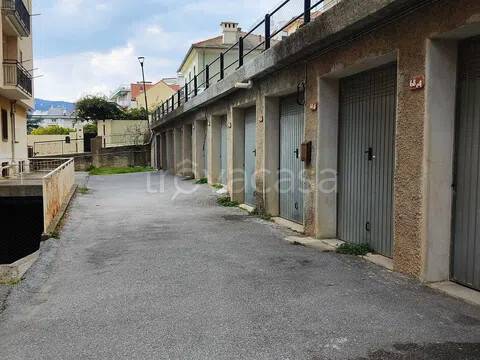 locale di sgombero in vendita a Spotorno