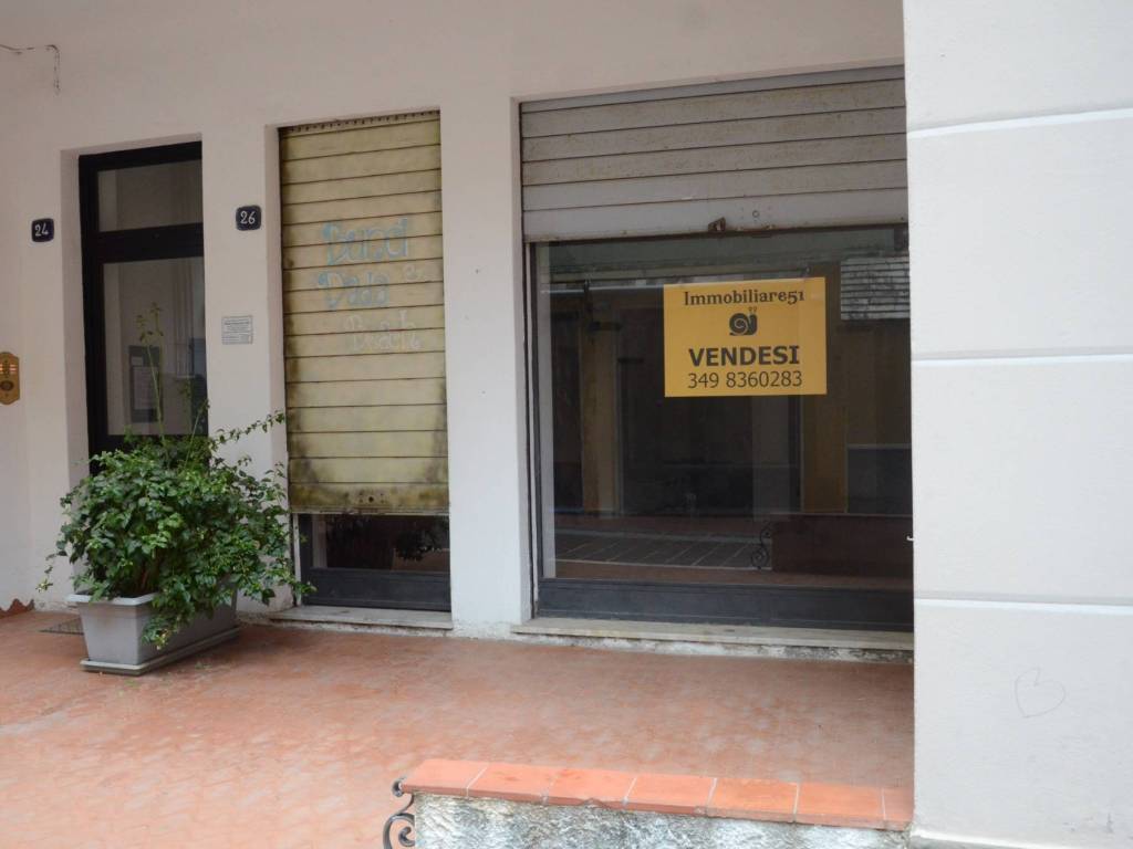 negozio in vendita a Spotorno