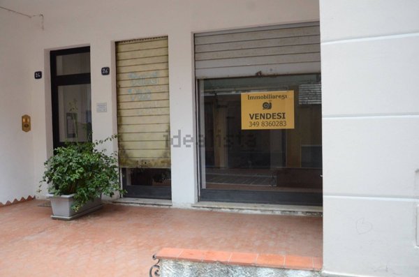 negozio in vendita a Spotorno