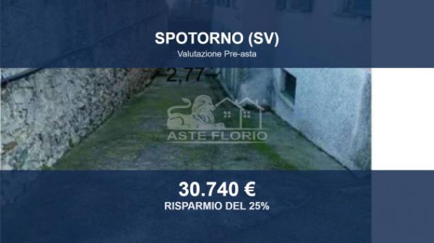 locale di sgombero in vendita a Spotorno