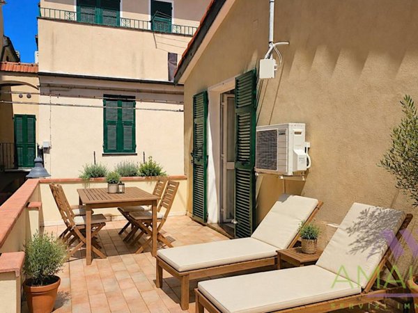 casa indipendente in vendita a Spotorno