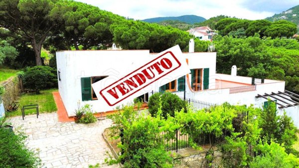 appartamento in vendita a Spotorno in zona Prelo
