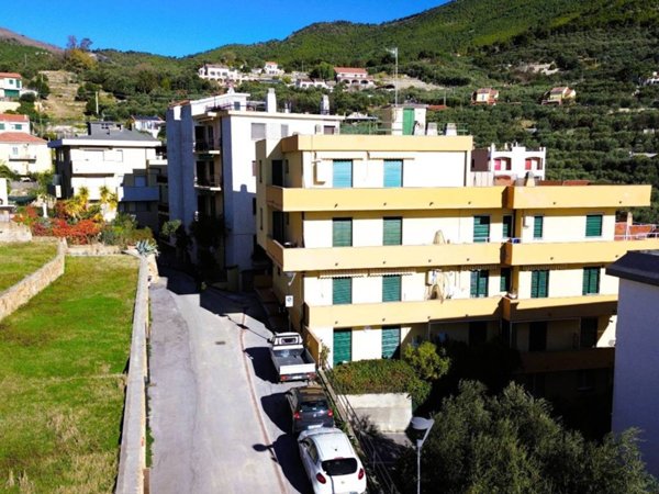 appartamento in vendita a Spotorno in zona Prelo